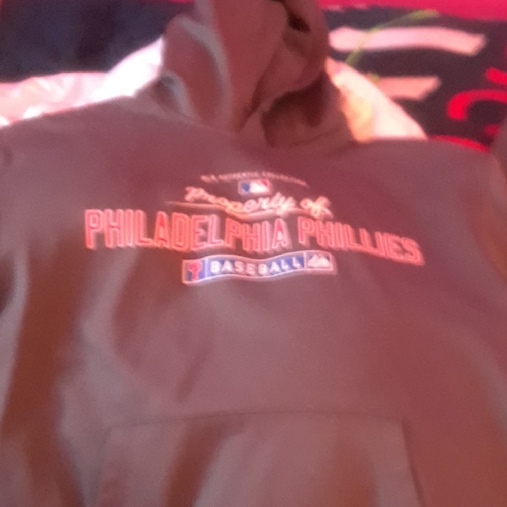 Phillies sweatshirt